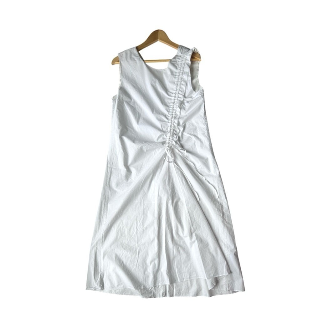 Poete white sleeveless midi dress with gathering on the side - Picture 4 of 10